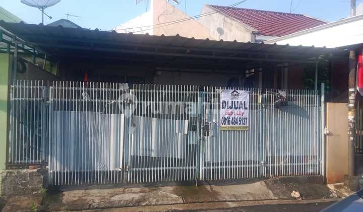 Dijual Rumah 1½ Lantai di Komplek Taman Aries Blok. E14, Meruya, Kembangan, Jakarta Barat