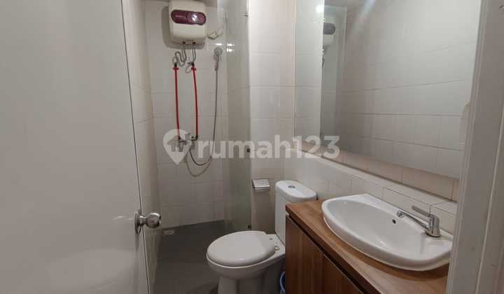 Tower Jade Apt Ayodhya Full Furnish Jual Rugi Pula