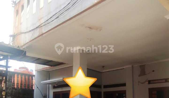 Dijual Rumah 2 Lantai Murah Bagus di Jatiwaringin