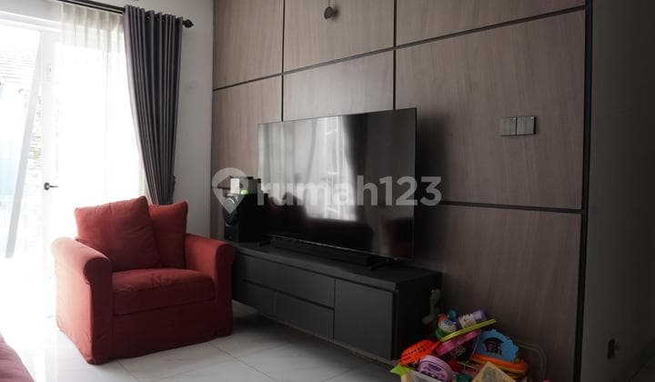 Dijual Rumah Cantik di Cimanggu