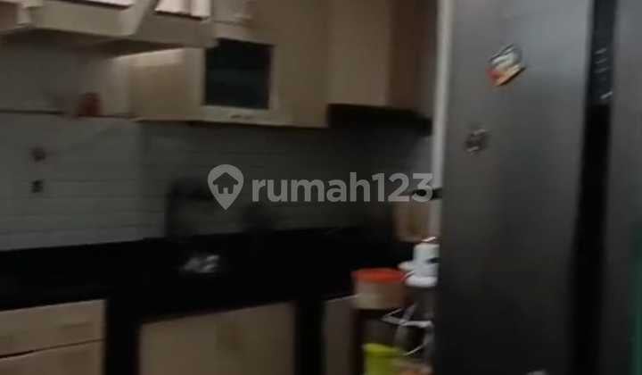 Di Jual Rumah Siap Huni (Bonus Kios) Di Jl Raya Sawangan, depok