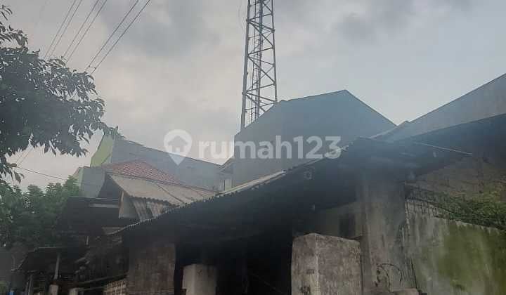 Dijual rumah tua hitung Tanah Cocok Untuk Kost