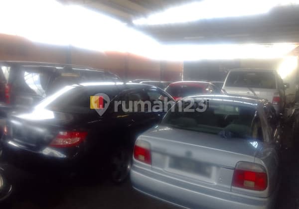 Tempat Usaha di Gajah Raya Semarang