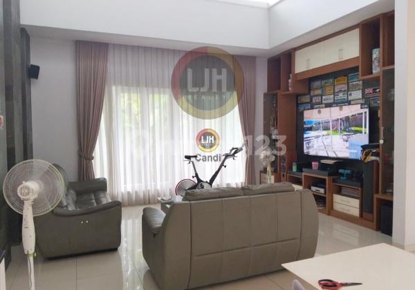 Rumah di Palm Hills Papandayan Semarang