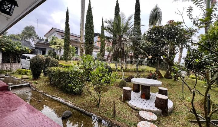 Villa Puncak Dibawah Kaki Gunung Super Dingin dan Sejuk