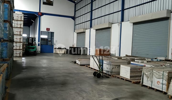Warehouse Rental Marunda Center, with Loading Dock, Cheap 75K/Meter Negotiable