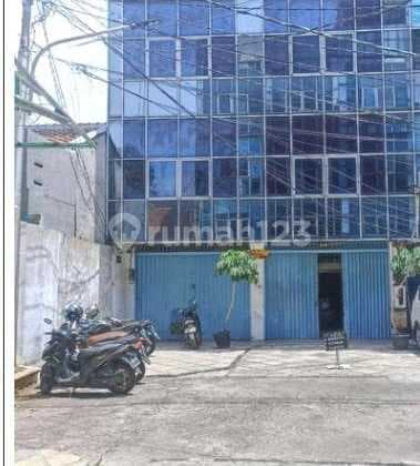 Rare Unit, Hard to Find, Adjacent Shophouses in Cempaka Putih