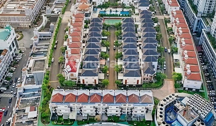 Rumah Diatas Mall Full Furnished Terawat Unit Terbatas
