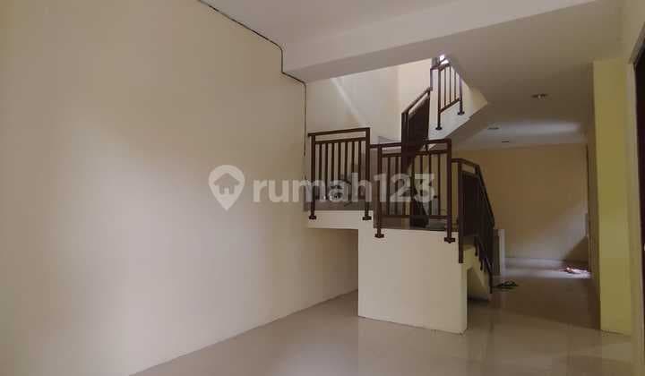 DISEWAKAN RUMAH TAMAN PARAHYANGAN LIPPO KARAWACI