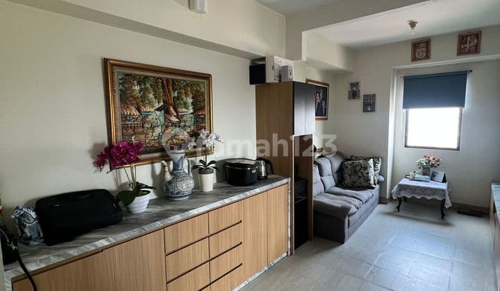Apartemen 3BR Full Furnish dengan double view (city light & pemandangan)
