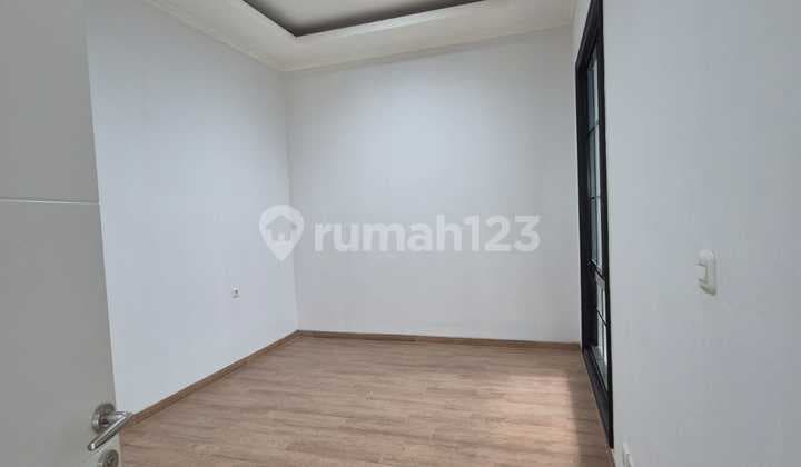 Rumah Winona Alam Sutera Disewa 3 Lantai