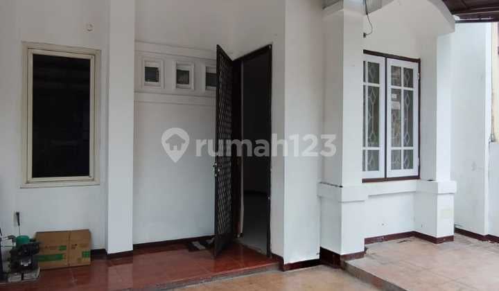 Pakuwon City Puri Asri One Gate Dekat Mall Al Azhar