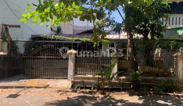 Rumah Hitung Tanah Kutisari Strategis Dekat Raya Jemur Andayani