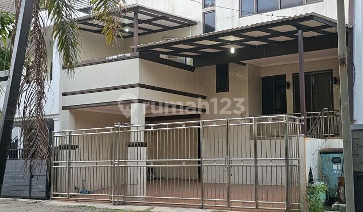 For Sale and For Rent Nice House, Location 2 Minutes from Cakung Station