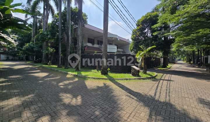 Jual Cepat Nego Rumah Siap Huni Kawasan Elit Simprug Golf Jakarta Selatan