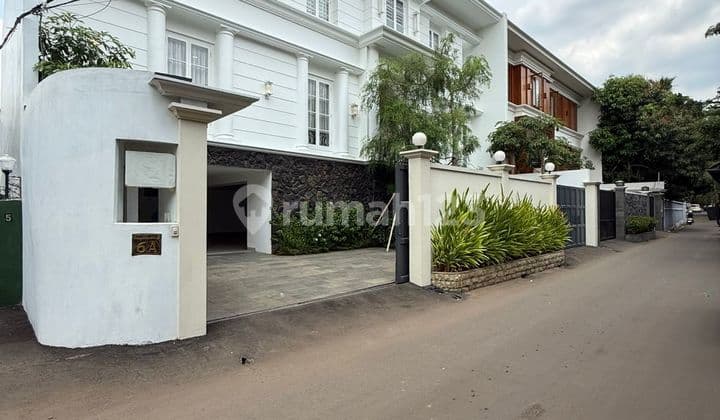 Jual Cepat Nego Rumah Mewah Brand New Modern Classic Kemang Jakarta Selatan