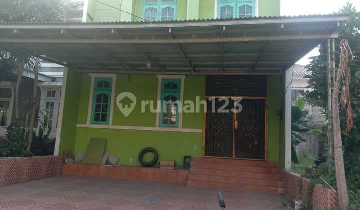 Rumah 2,5 Lantai Siap huni Legenda Wisata Cibubur Bebas banjir