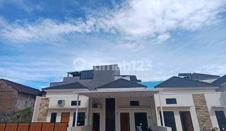 Very Nice House Around the Campus in Semarang City