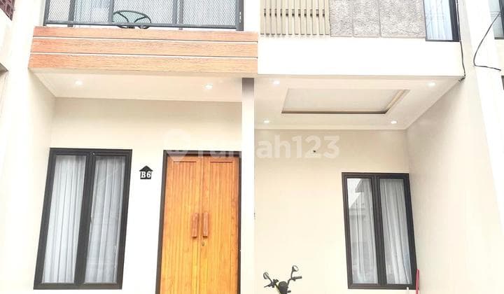 Jual Cepat Nego Sampai Deal Rumah Semi Furnish 2 Lantai di Cinere