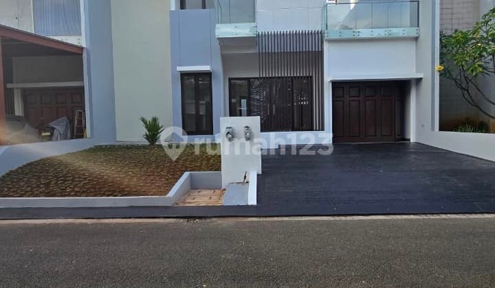 Dijual Cepat Rumah Esklusif Luas 300M² di Asia Tropis Bekasi