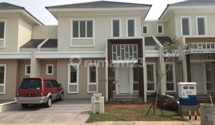Jual Cepat Rumah Strategis Semi Furnish Eksklusif Suvarna Sutra