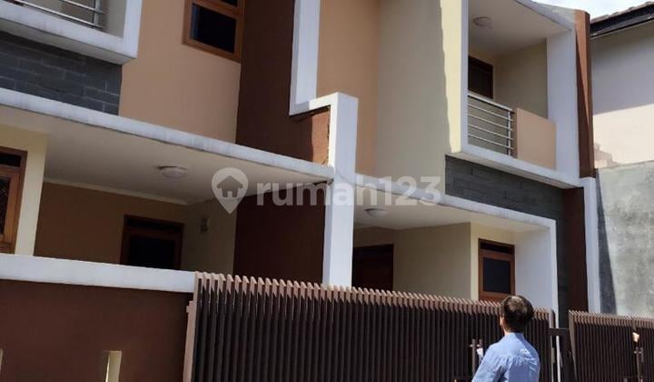 Best Deal!!! Sewa Cepat Rumah 2 Lantai Di Jongjolong Bandung