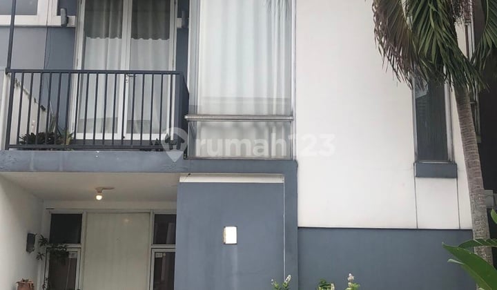 Disewakan Rumah Semi Furnish 2 Lantai Cosmo Bsd