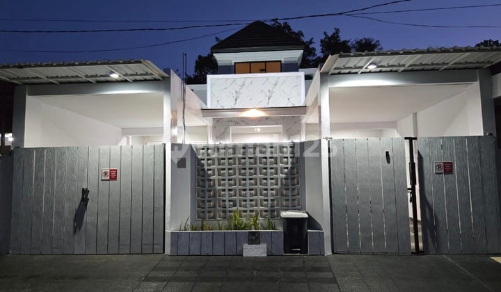 Dapatkan Rumah Full Granit Semi Furnish Di Darmo Sentosa Surabaya