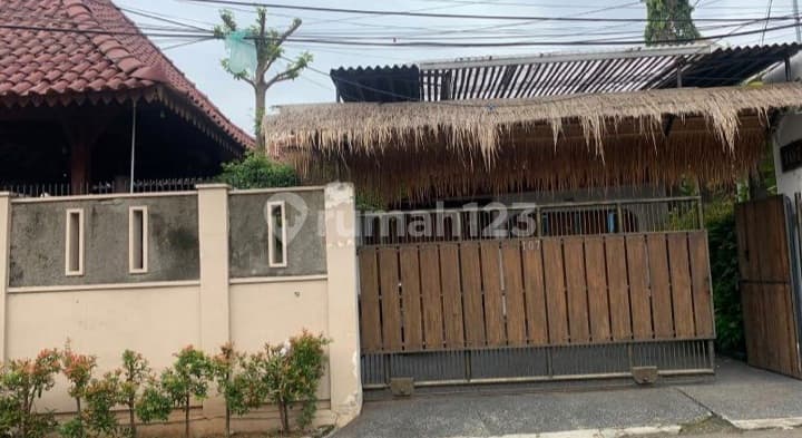 Dijual Cepat Rumah Jakarta Barat Luas Dan Ada Pendopo