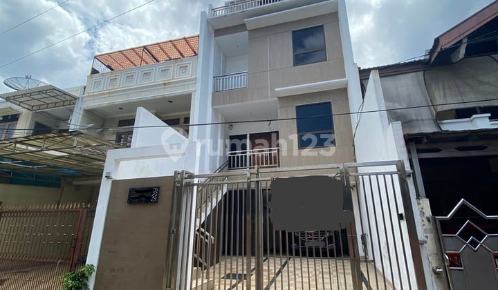 Dijual Rumah Semifurnish 4lantai Kelapa Gading