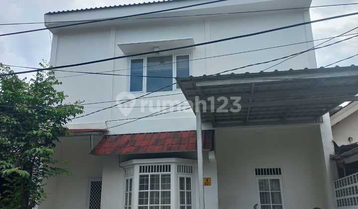 Dijual Rumah Bagus Shm Semi Furnish Di Bintaro sektor V Tangerang selatan