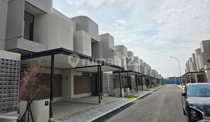 Dijual Rumah Bagus Strategis Di Suvarna Sutera Tangerang