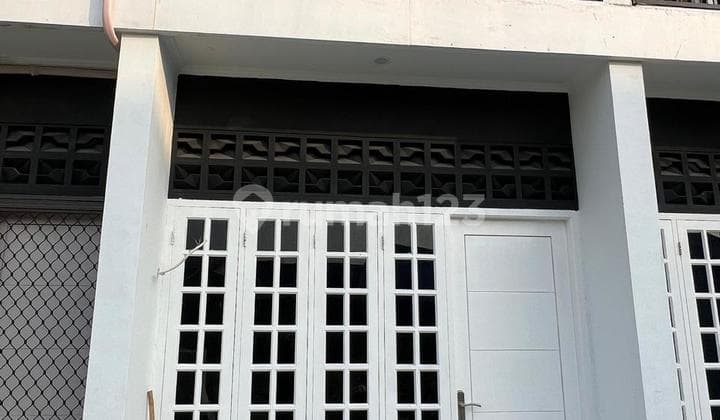 Dijual Rumah Konsep Apartement di Kramat Jati Jakarta Timur