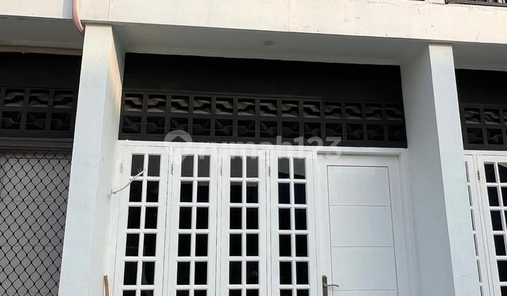 Dijual Rumah Konsep Apartement di Kramat Jati Jakarta Timur