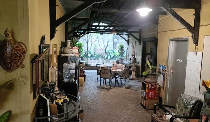 Dijual Rumah Kerja Lokasi Strategis di Jalan Raya Utama Ijen Mojokerto