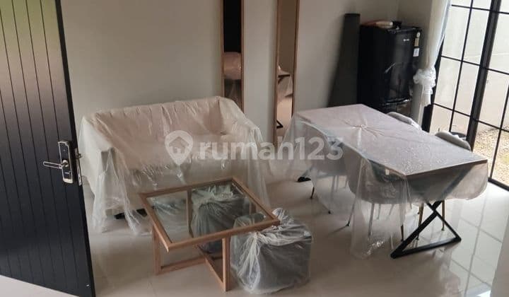 Di Jual Rumah 3 Kamar Tidur di Citraland Surabaya Jawa Timur