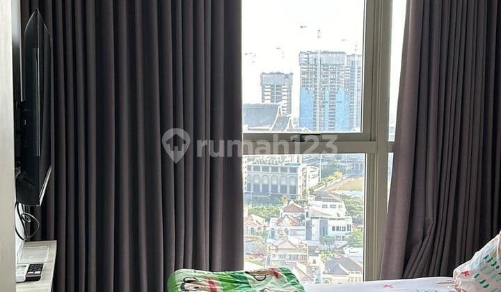 FIRST COME FIRST SERVED, 113M Gold Coast Apartment Bahamas