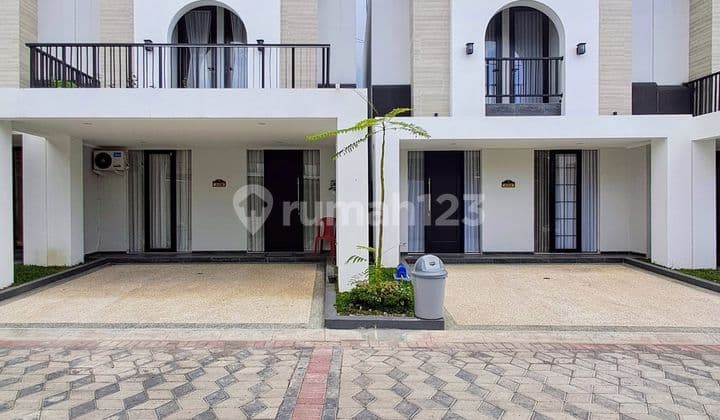 Rumah Mewah 3 Lantai Siap Huni Di Telaga Bodas