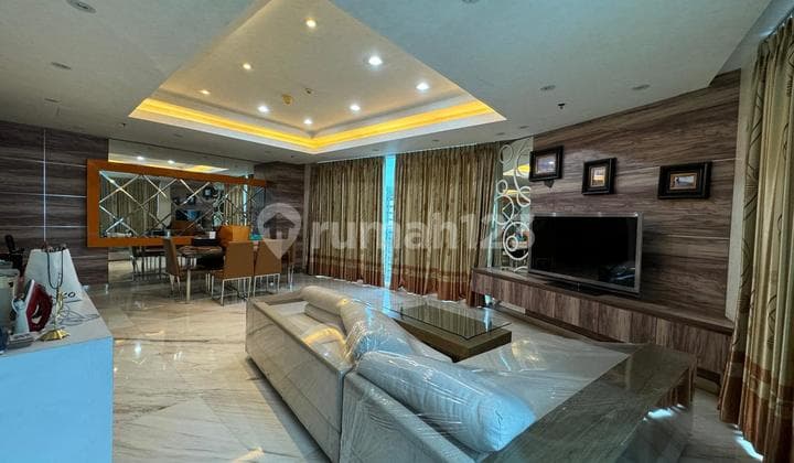 FOR SALE REGATTA APARTMENT – DUBAI Tower, SEA View, Exclusive Unit