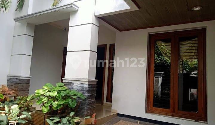 Rumah Mewah Cempaka Putih