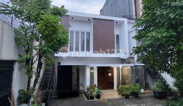 Suitable for Office or Restaurant in Kebayoran Baru