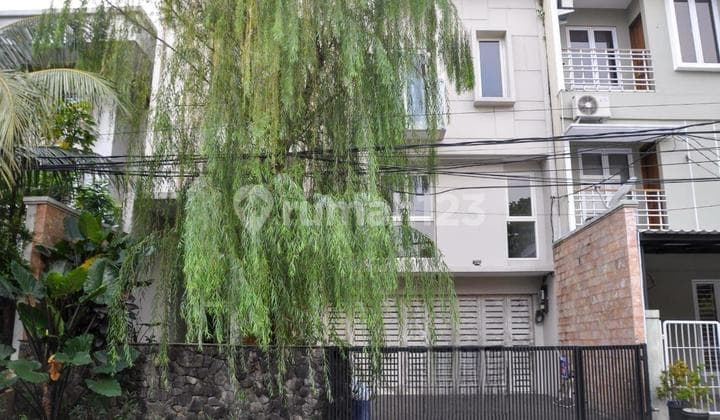 Luxury Unfurnished House Gandaria, South Jakarta