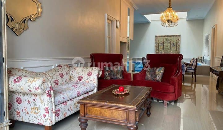 Luxury House in Senopati