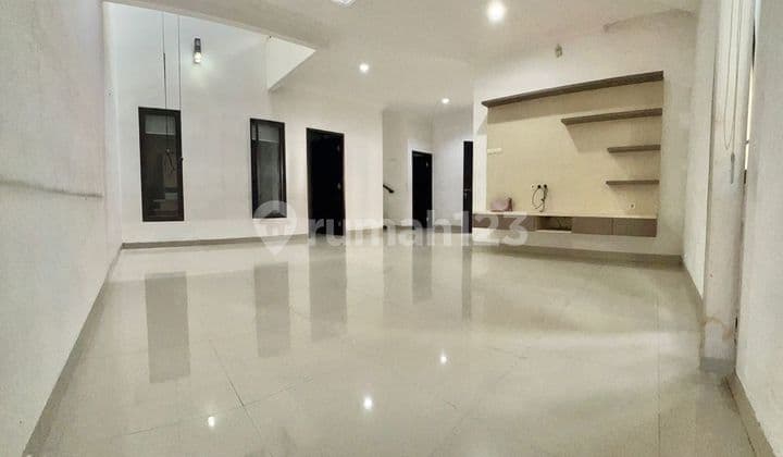 For Sale: House in Gading Viera Cluster, Pisangan Timur, Pulo Gadung, East Jakarta