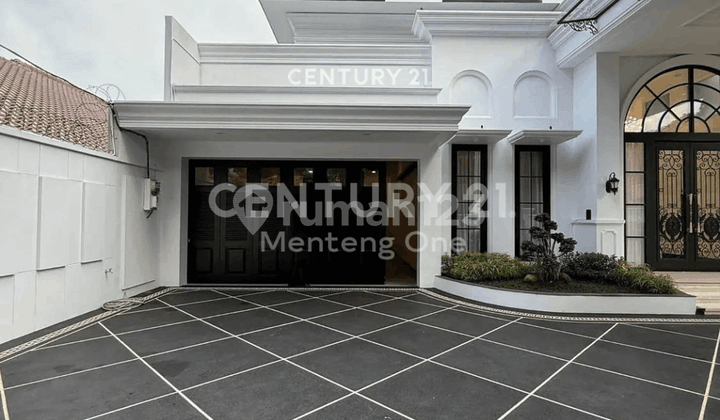 Rumah American Classic Brand New Menteng