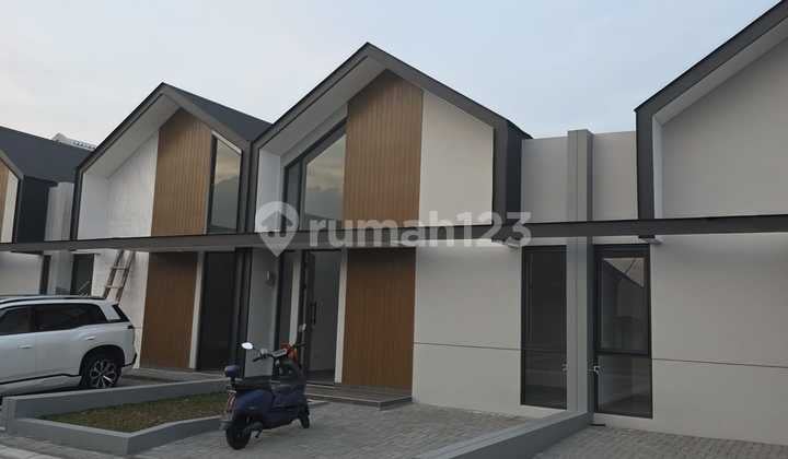 Disewakan Rumah Baru 1 Lantai Di Komplek Kopo Kanaya - Sayap Tki 2, Bandung