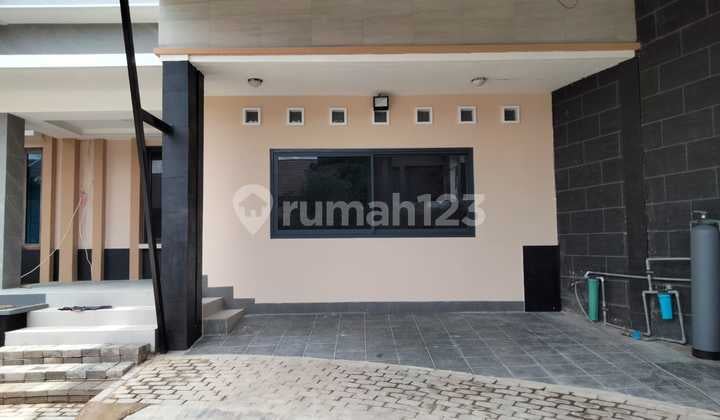Dijual Rumah Siap Huni - Singgasana Bandung