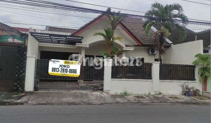 Rumah Di Jalan Damai