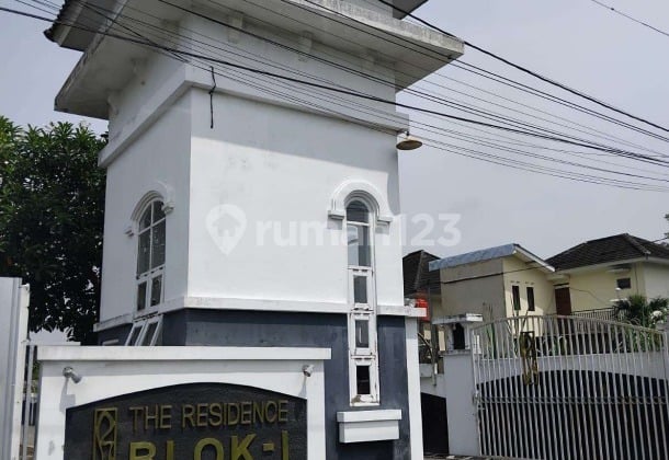 Rumah Siap Bangun Bergaya American Classic