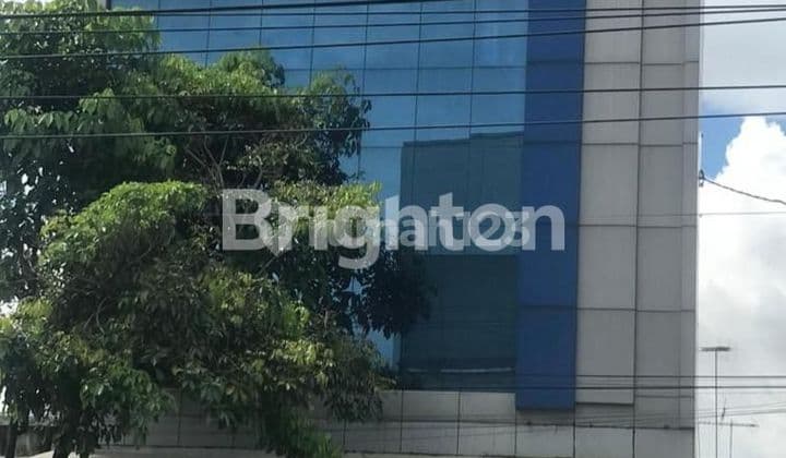 RUANG USAHA 3 LANTAI pin ggir jalan raya